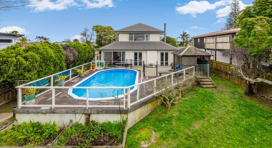  at 32 Evans Road, Weymouth, Manukau City, Auckland