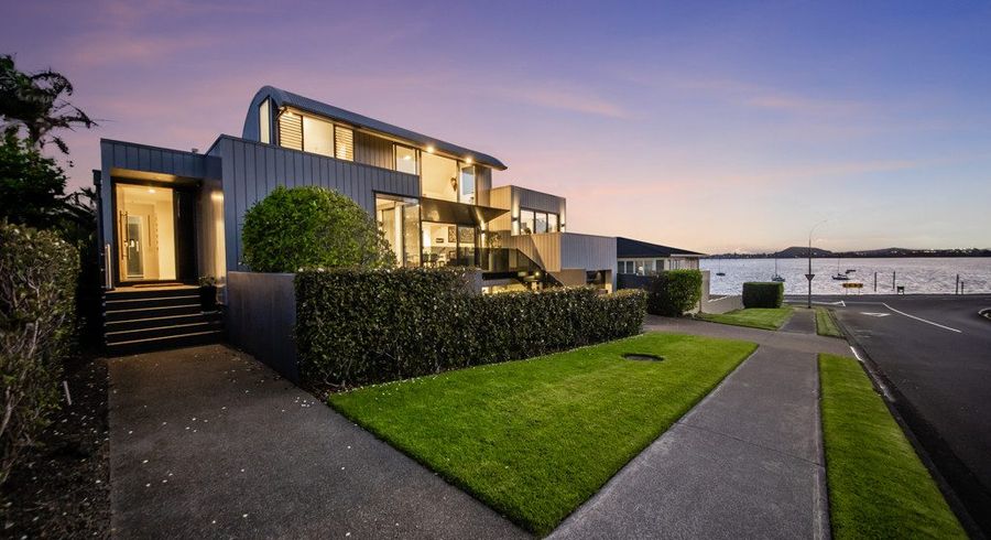  at 7 Whitcombe Road, Bucklands Beach, Manukau City, Auckland