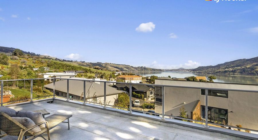  at 102 Mission Cove, Company Bay, Dunedin