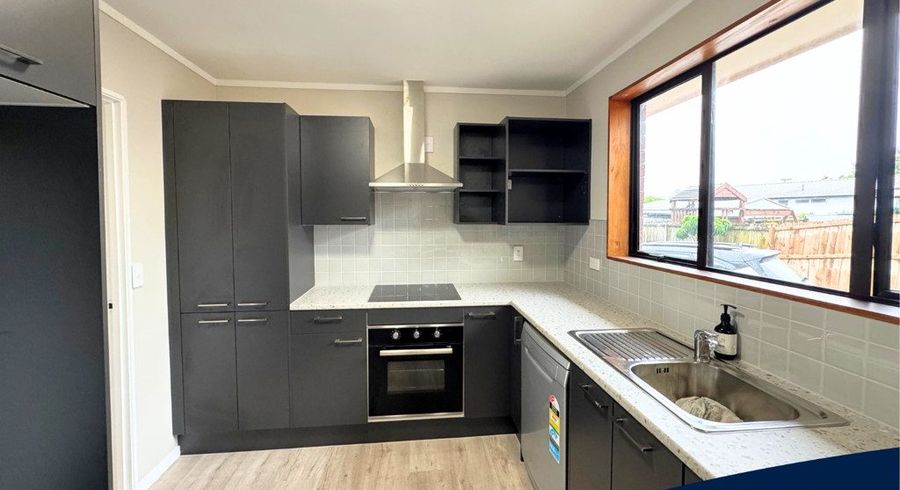  at 1/889 Dominion Road, Mount Roskill, Auckland
