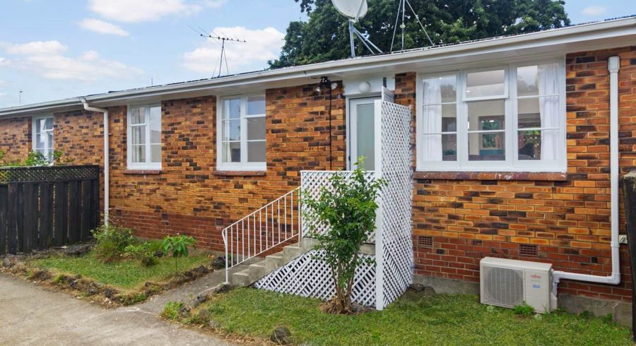  at 4/65 Ferndale Road, Mount Wellington, Auckland