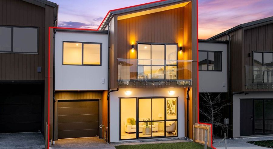  at 11 Ki Roto Way, Flat Bush, Auckland