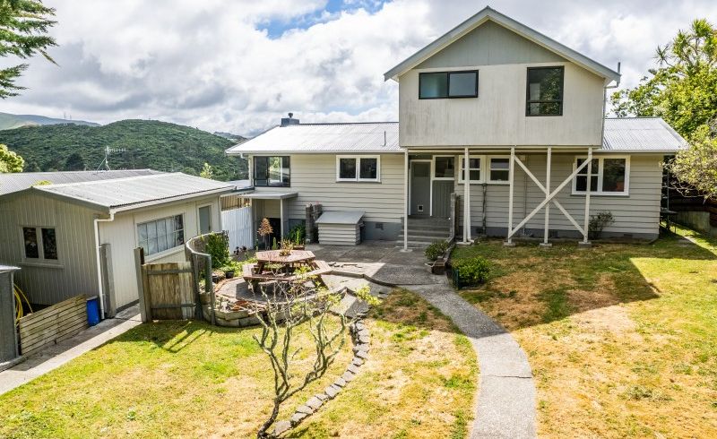  at 3 Bermer Road, Belmont, Lower Hutt
