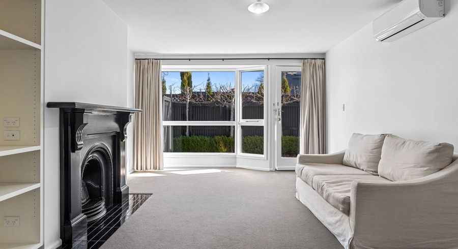  at 3/135 Aikmans Road, Merivale, Christchurch City, Canterbury