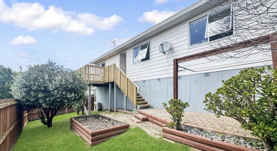  at Massey, Waitakere City, Auckland