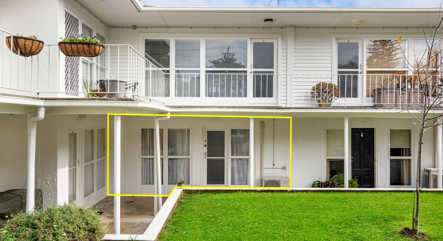  at 3/111 Patteson Avenue, Mission Bay, Auckland
