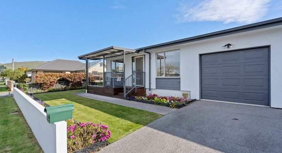  at 2/99 Wilsons Road South, Saint Martins, Christchurch