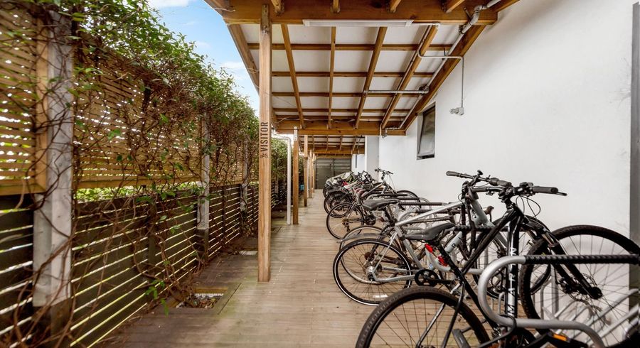  at 504/82 Jellicoe Road, Mount Wellington, Auckland City, Auckland