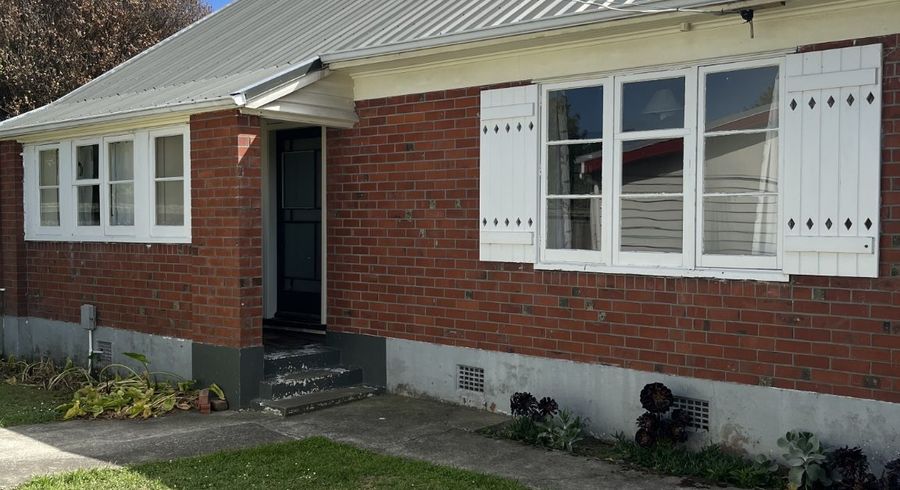  at 8 Kawaka Street, Riccarton, Christchurch City, Canterbury