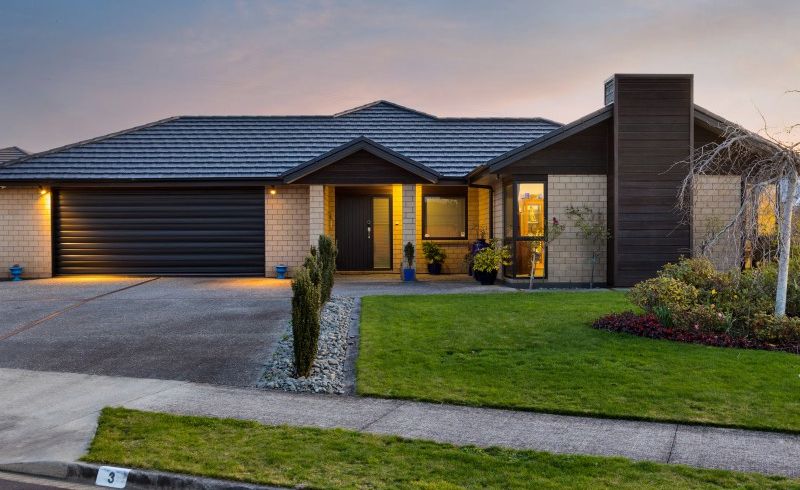  at 3 Settlers Close, Whalers Gate, New Plymouth