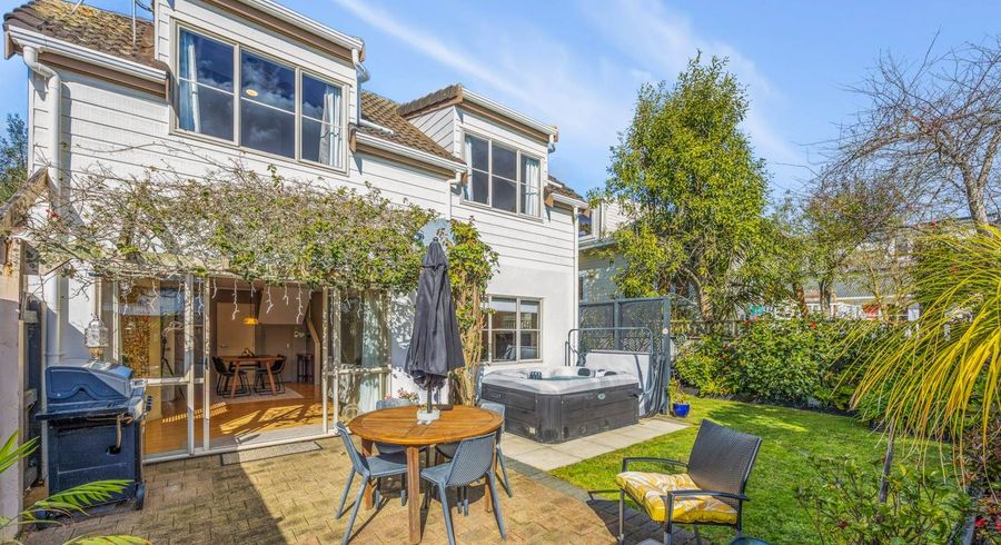  at 25A Truro Road, Sandringham, Auckland City, Auckland