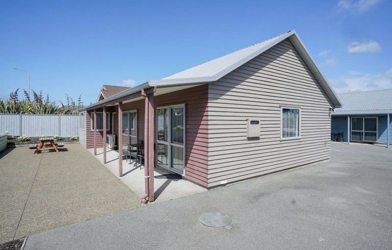  at 8B Camden Street, Turnbull Thomson Park, Invercargill, Southland