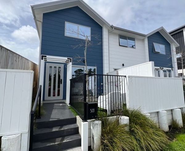  at 5/21 Titoki Street, Te Atatu Peninsula, Waitakere City, Auckland