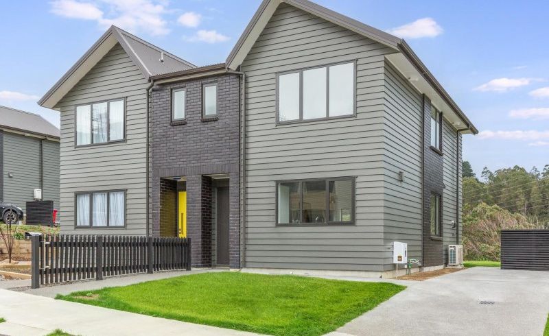  at 4 Holystone Road, Whitby, Porirua
