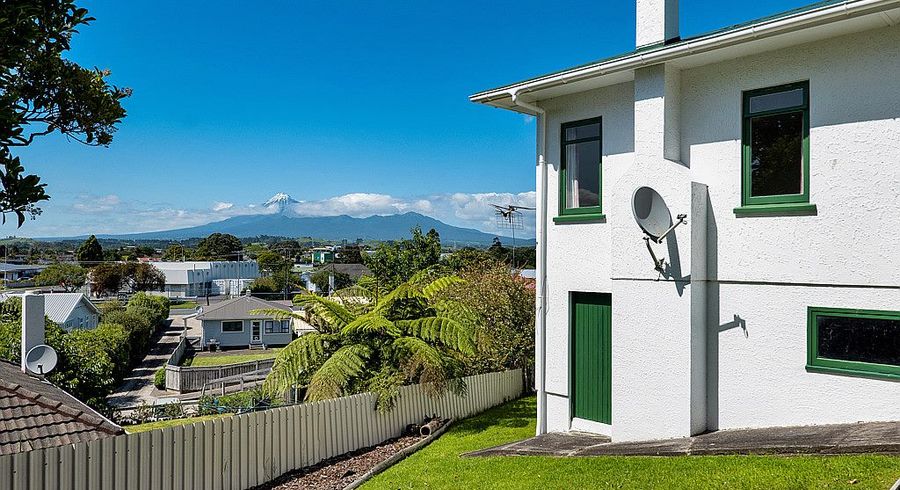  at 215 Ngamotu Road, Spotswood, New Plymouth