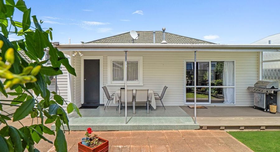  at 102 Gonville Avenue, Gonville, Whanganui, Manawatu / Whanganui