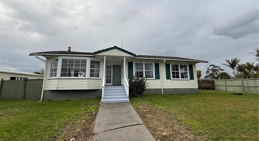  at 1 Fairlight Place, Manurewa, Manukau City, Auckland