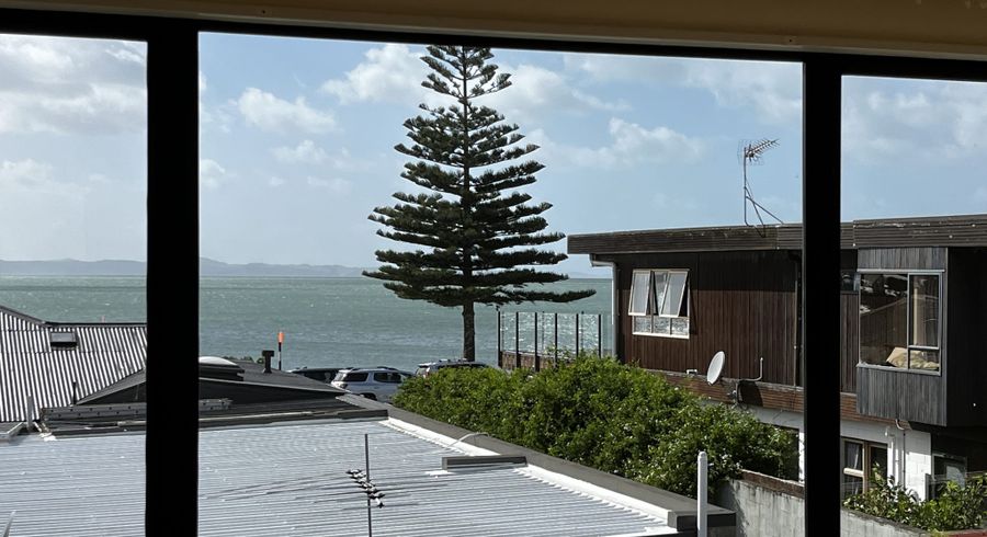  at 1/23 The Esplanade, Eastern Beach, Auckland