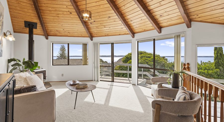  at 26 Pacific Parade, Army Bay, Rodney, Auckland