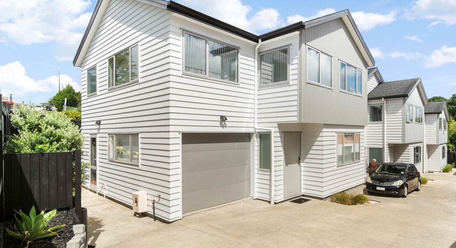  at 12a Diana Drive, Glenfield, North Shore City, Auckland
