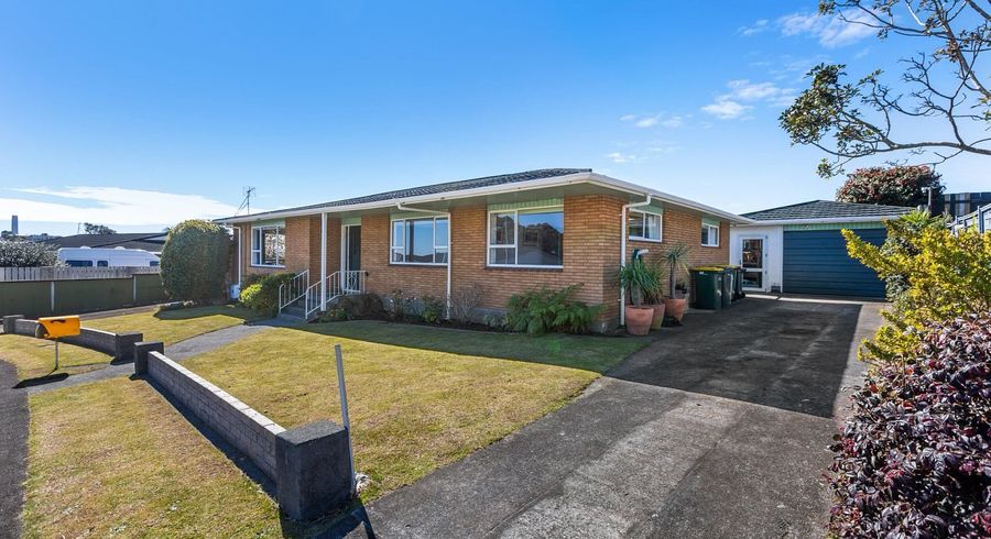  at 16 Bronte Place, Whalers Gate, New Plymouth, Taranaki