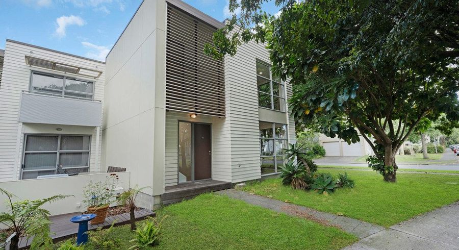  at 44 Figaro Crescent, Takanini, Papakura, Auckland