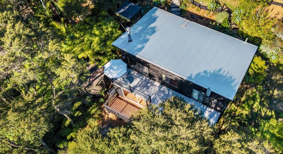 at 10 Crescent Road East, Ostend, Waiheke Island