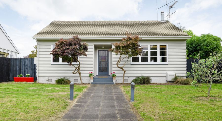  at 9 Plunket Terrace, Hamilton East, Hamilton