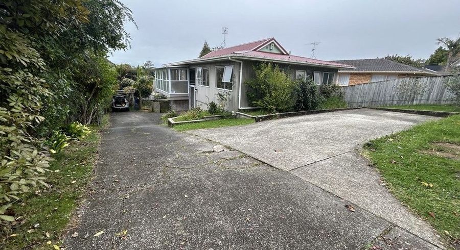  at 29 Meadowvale Avenue, Forrest Hill, North Shore City, Auckland