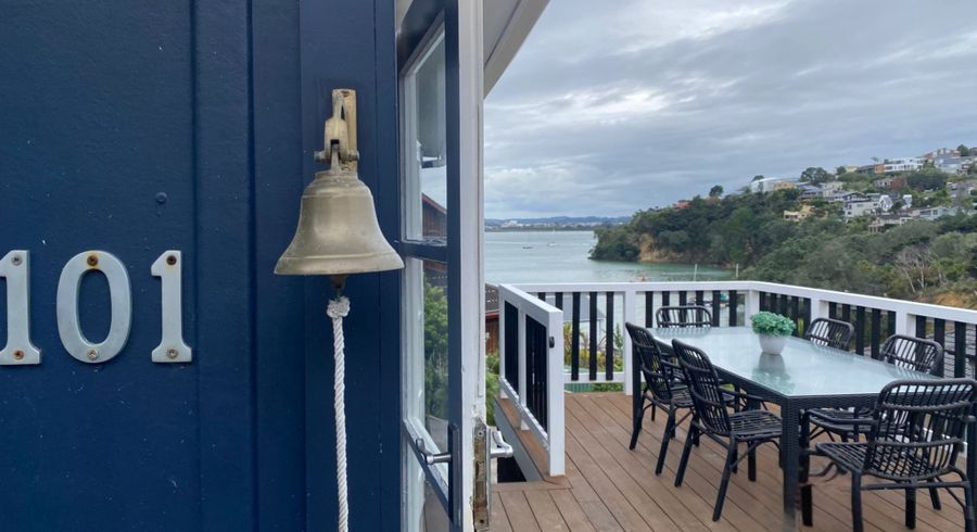  at 101 Island Bay Road, Beach Haven, North Shore City, Auckland