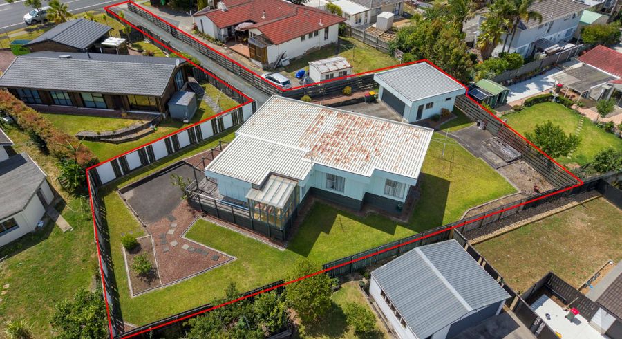  at 139 Everglade Drive, Totara Heights, Auckland