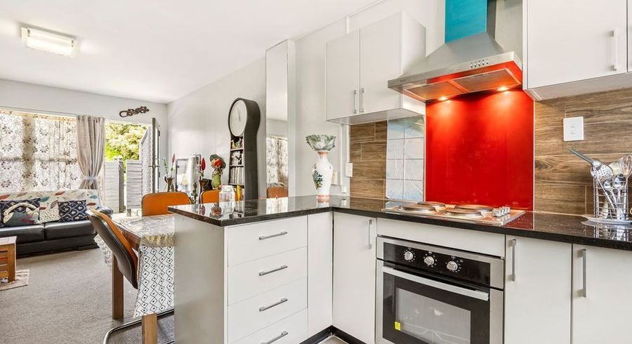  at 9/11 Tawera Road, Greenlane, Auckland City, Auckland