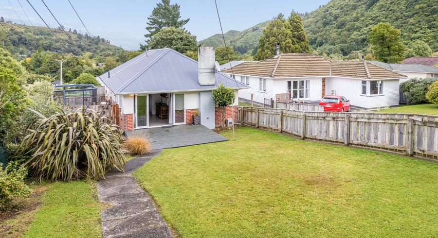  at 22 Gillespies Road, Birchville, Upper Hutt, Wellington