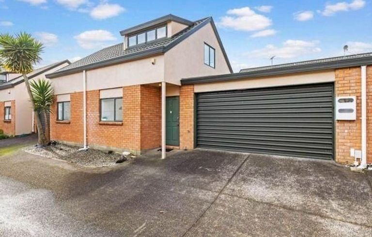  at 5/1 Melview Place, New Lynn, Waitakere City, Auckland