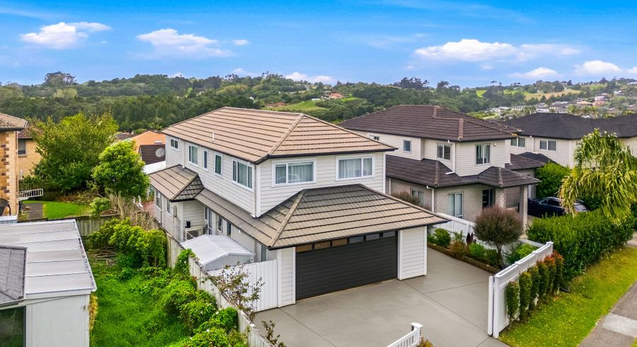  at 220 Hill Road, The Gardens, Manukau City, Auckland