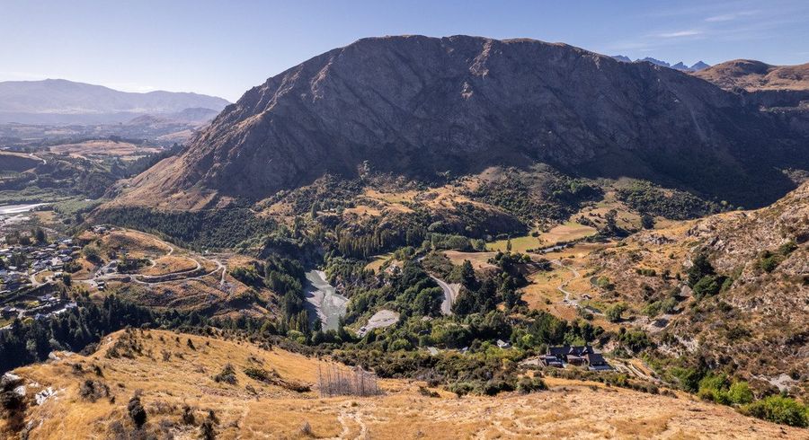  at 12 Crow's Nest Road, Arthurs Point, Queenstown-Lakes, Otago