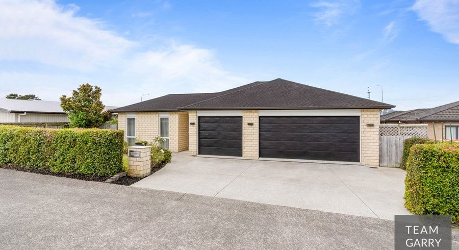  at 32 Cooladerry Place, Rosehill, Papakura