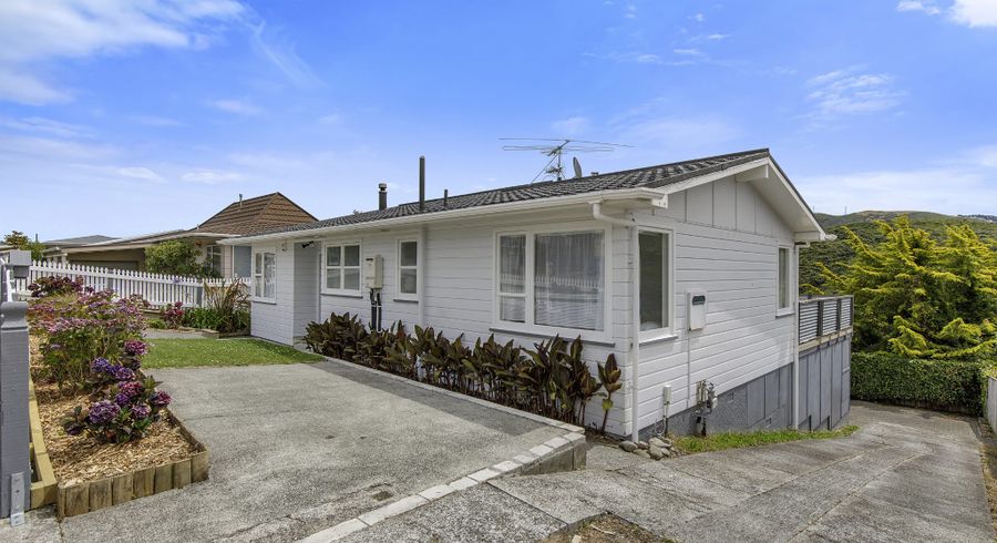  at 115 Major Drive, Kelson, Lower Hutt
