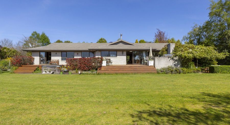 at 14 Glen Mohr, Acacia Bay, Taupo, Waikato