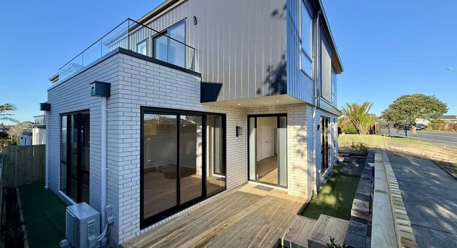  at 2/70 West Tamaki Road, Saint Heliers, Auckland City, Auckland