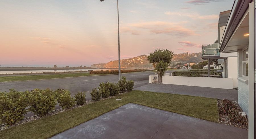  at 1/47 Beachville Road, Redcliffs, Christchurch