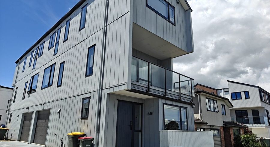  at 2/16 William Roberts Road, Pakuranga, Manukau City, Auckland