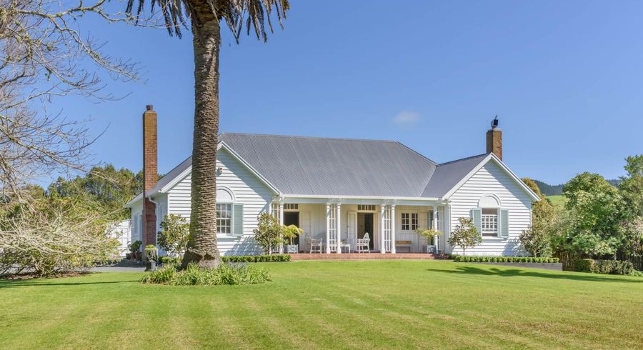  at 801 South Head Road, South Head, Helensville