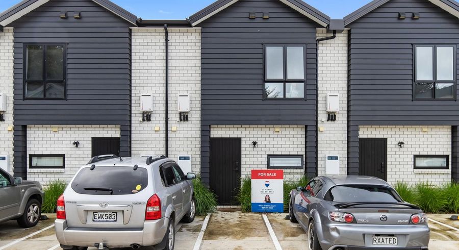  at 9/14 Ruakiwi Road, Hamilton Lake, Hamilton