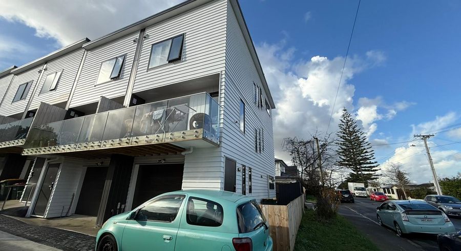  at 1/34 Parry Road, Mount Wellington, Auckland City, Auckland