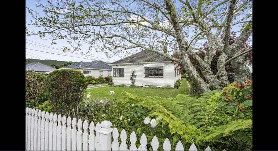  at 9 Poole Crescent, Wainuiomata, Lower Hutt, Wellington