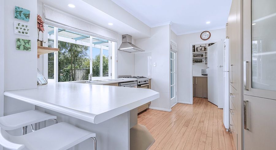  at 48 Pulham Crescent, Queenwood, Hamilton