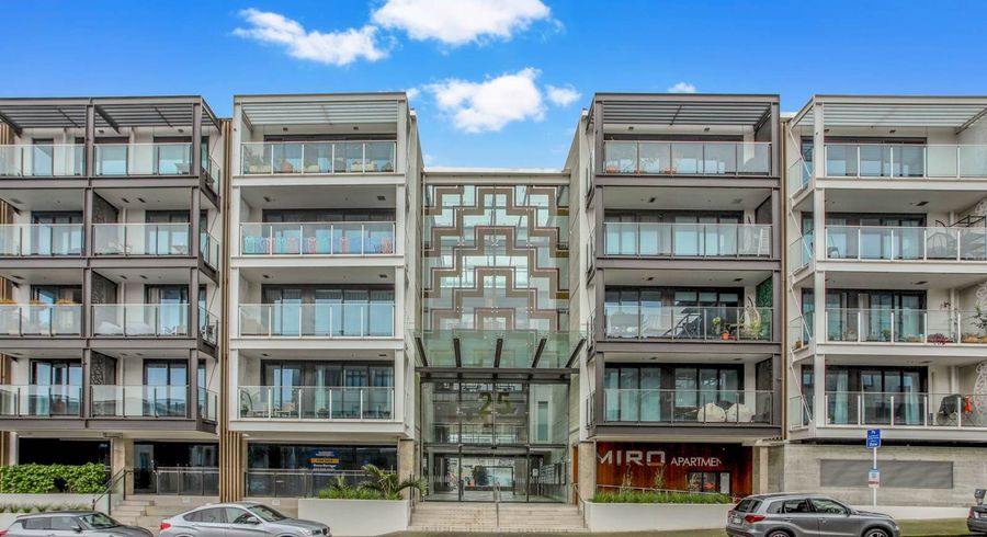  at 102/27 Enfield Street, Mount Eden, Auckland City, Auckland