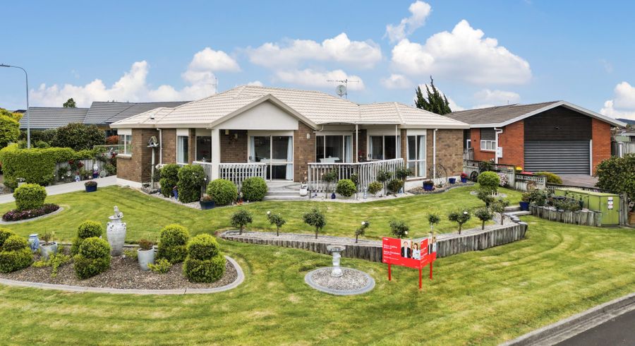  at 29 Hastings Place, Hamilton Lake, Hamilton