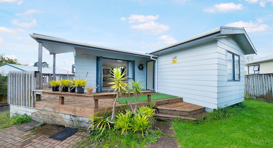  at 84 Chislehurst Street, Henderson, Auckland